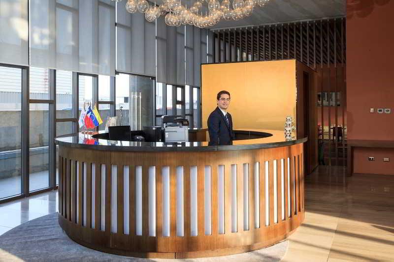 Courtyard By Marriott Santiago Airport Hotell Eksteriør bilde