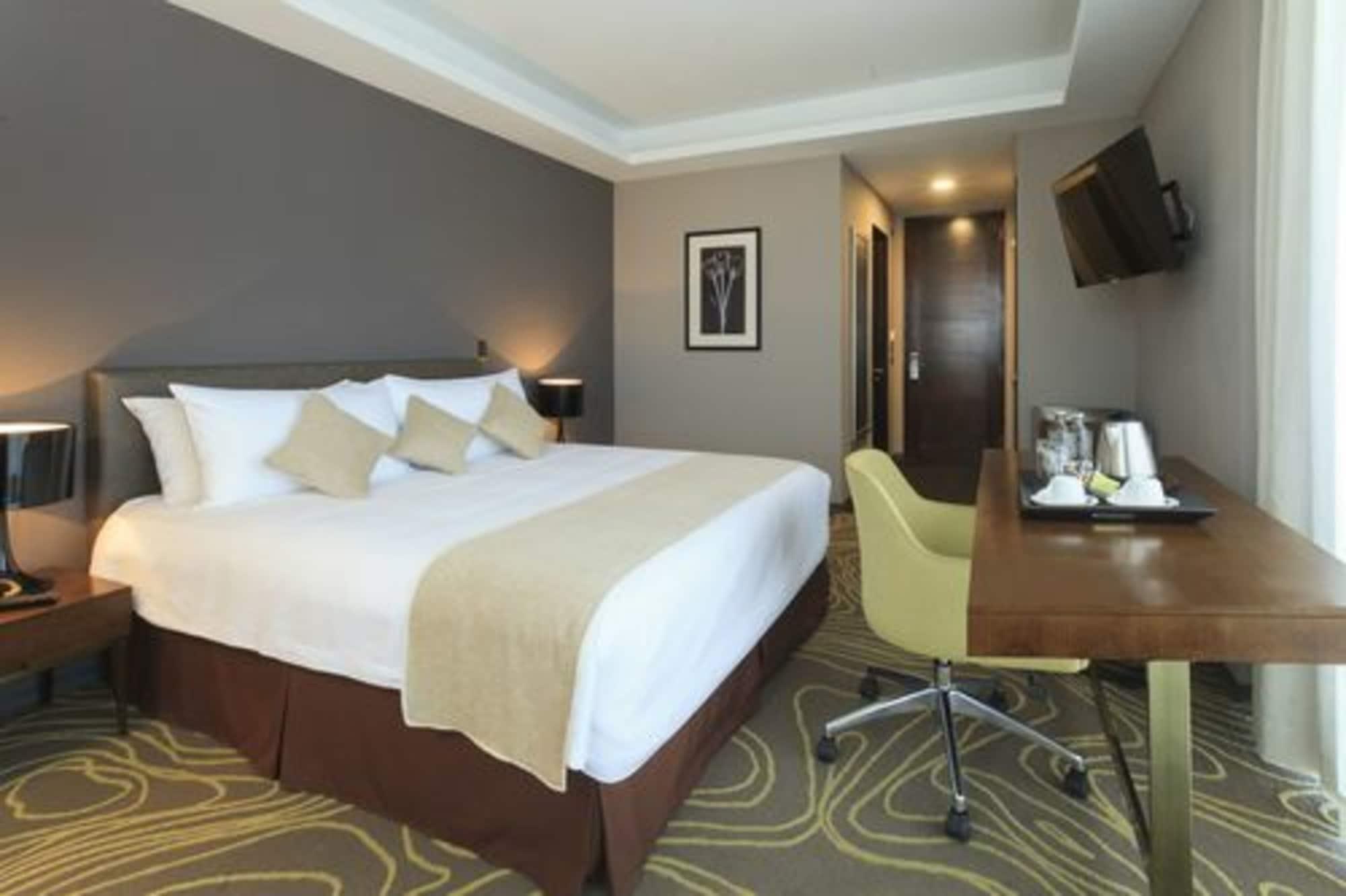 Courtyard By Marriott Santiago Airport Hotell Eksteriør bilde