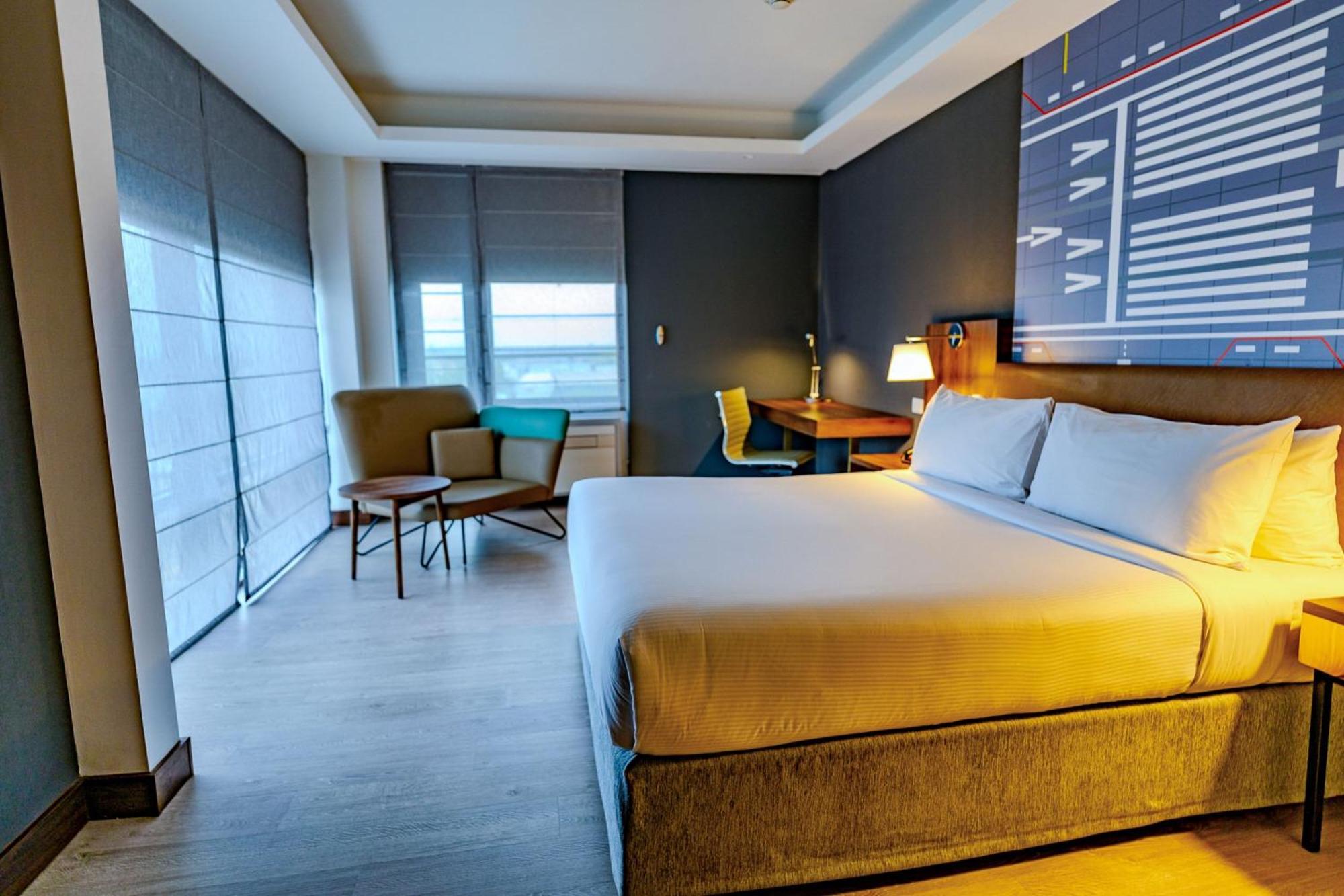 Courtyard By Marriott Santiago Airport Hotell Eksteriør bilde