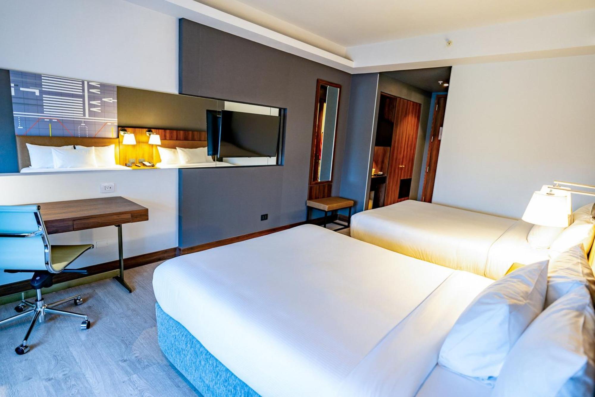 Courtyard By Marriott Santiago Airport Hotell Eksteriør bilde