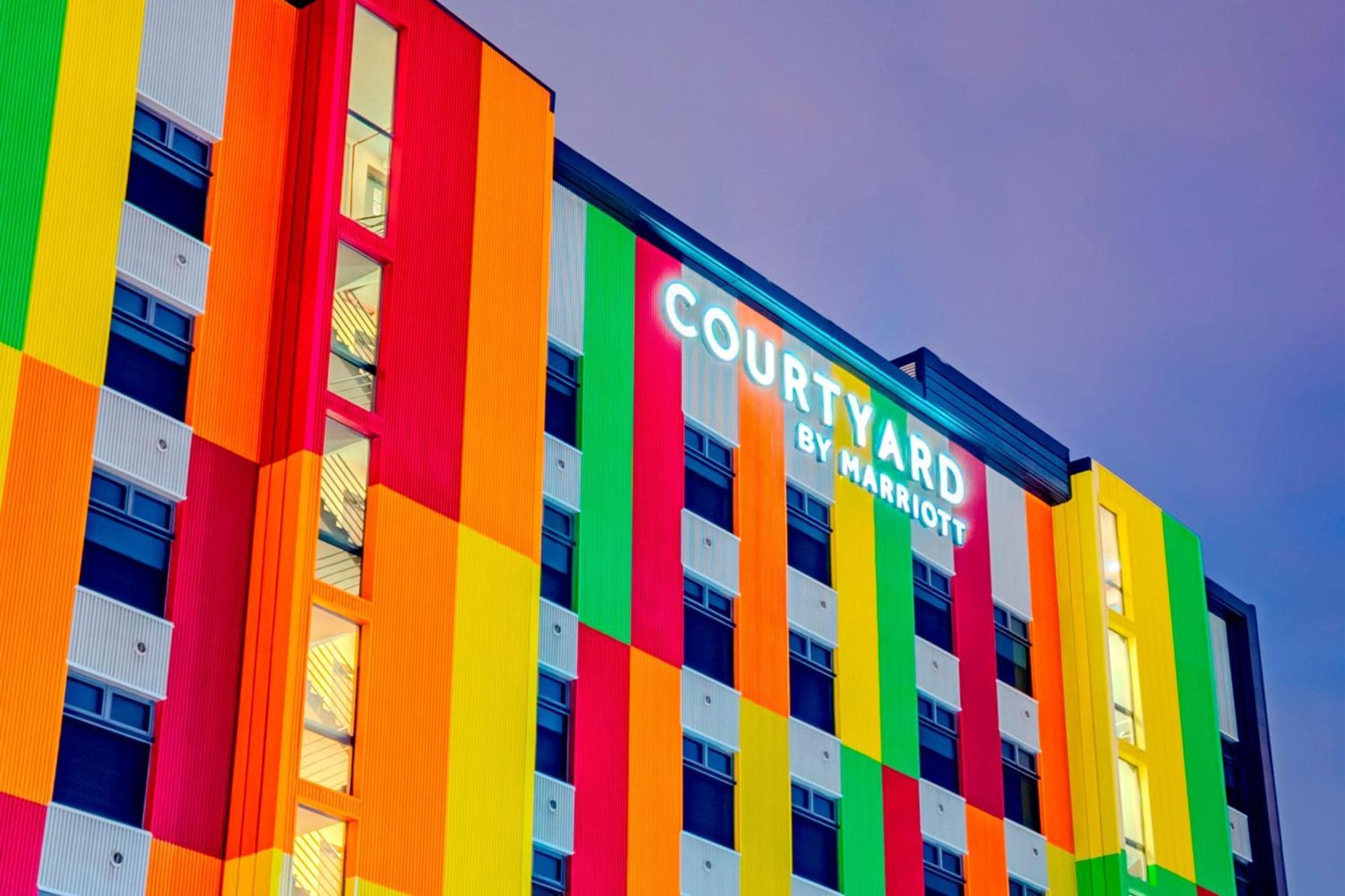 Courtyard By Marriott Santiago Airport Hotell Eksteriør bilde