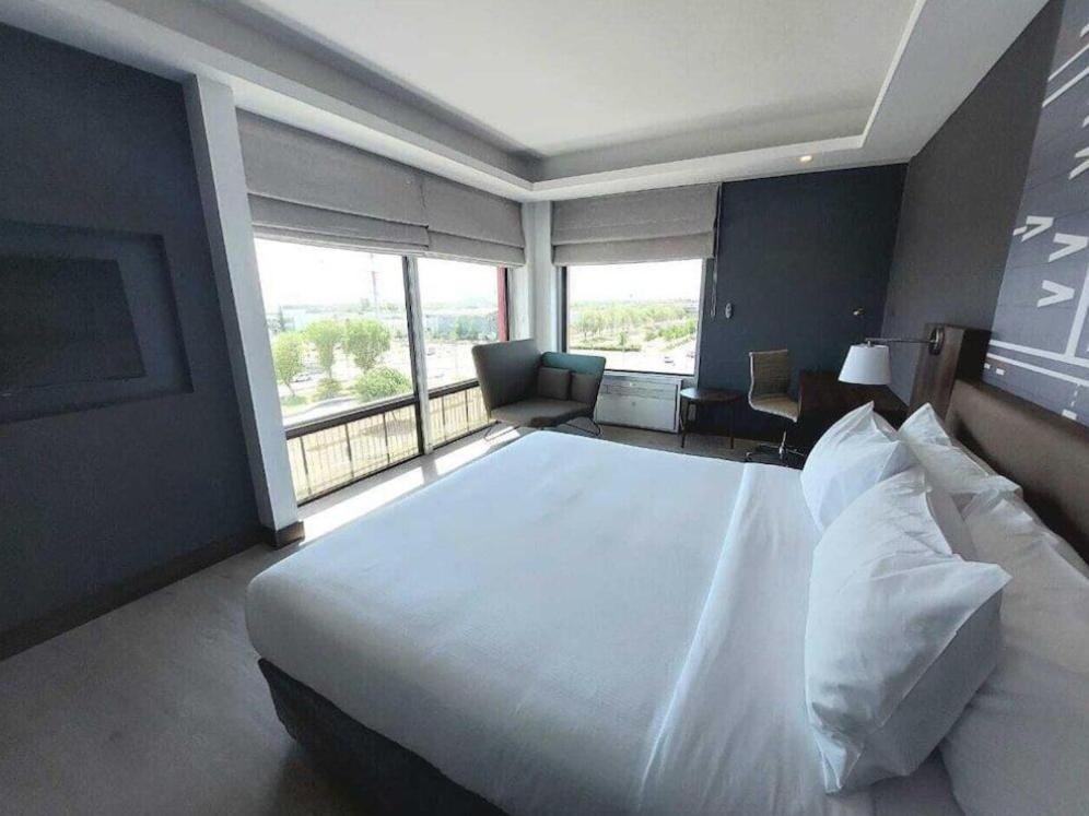 Courtyard By Marriott Santiago Airport Hotell Eksteriør bilde